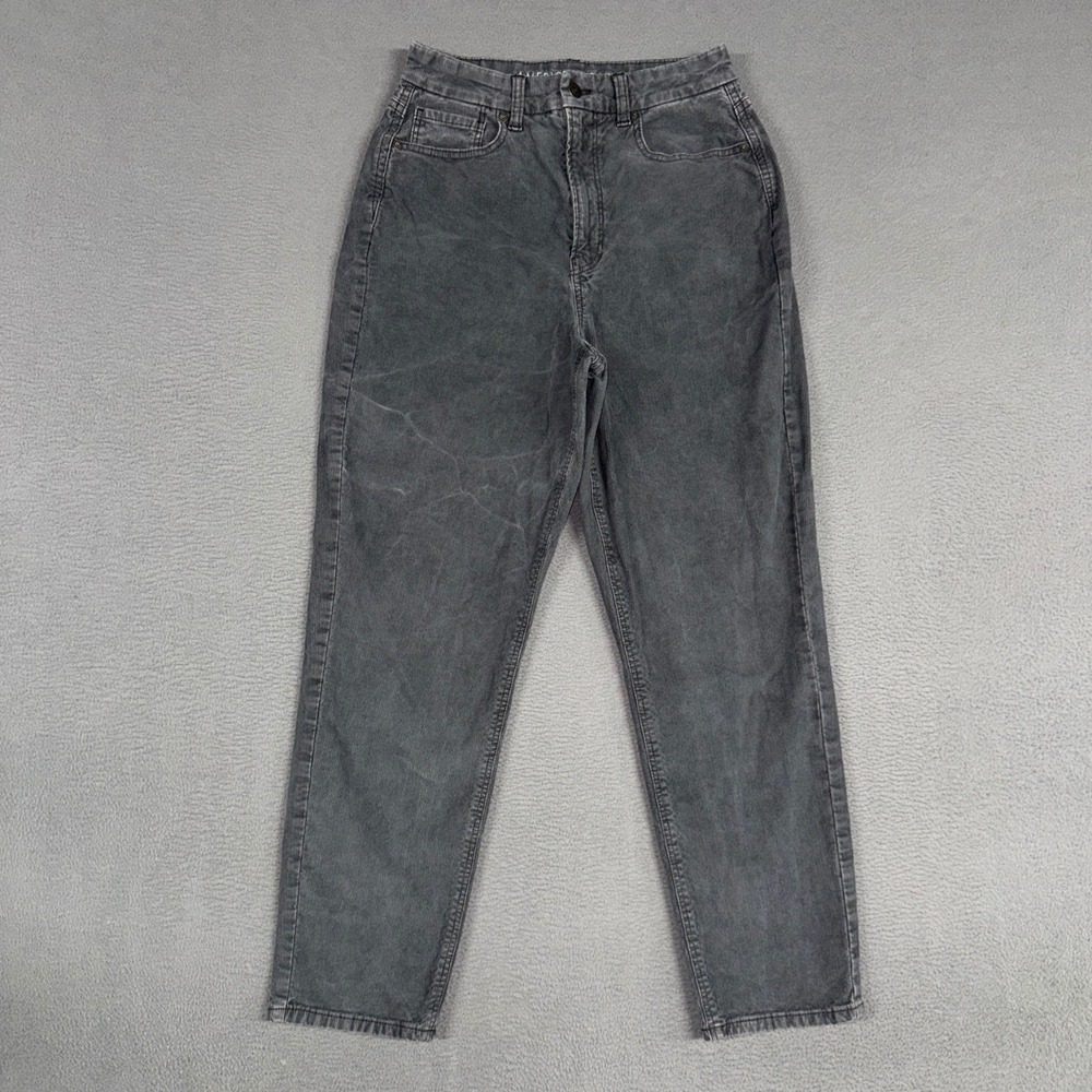 American Eagle Jeans Womens 8 Grey Mom Jean Super Stretch High Rise Corduroy
